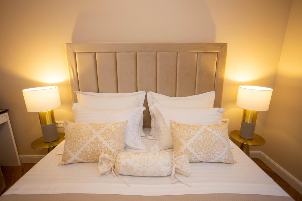 City And Style Luxury Rooms Split Bagian luar foto